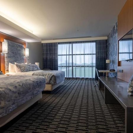 The Hotel At Kirkwood Center Cedar Rapids Esterno foto