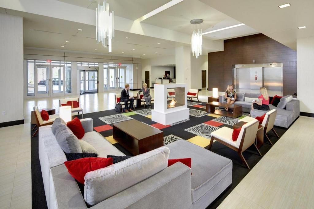 The Hotel At Kirkwood Center Cedar Rapids Esterno foto