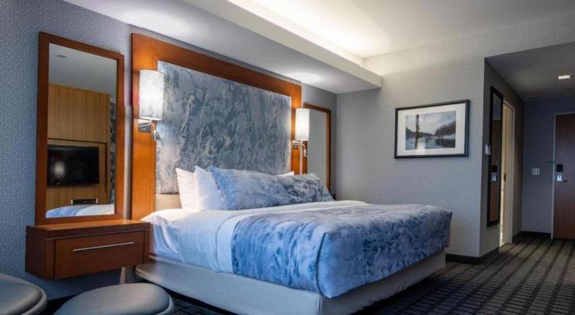 The Hotel At Kirkwood Center Cedar Rapids Esterno foto