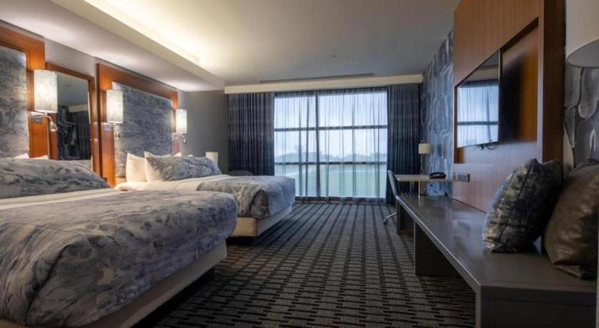 The Hotel At Kirkwood Center Cedar Rapids Esterno foto