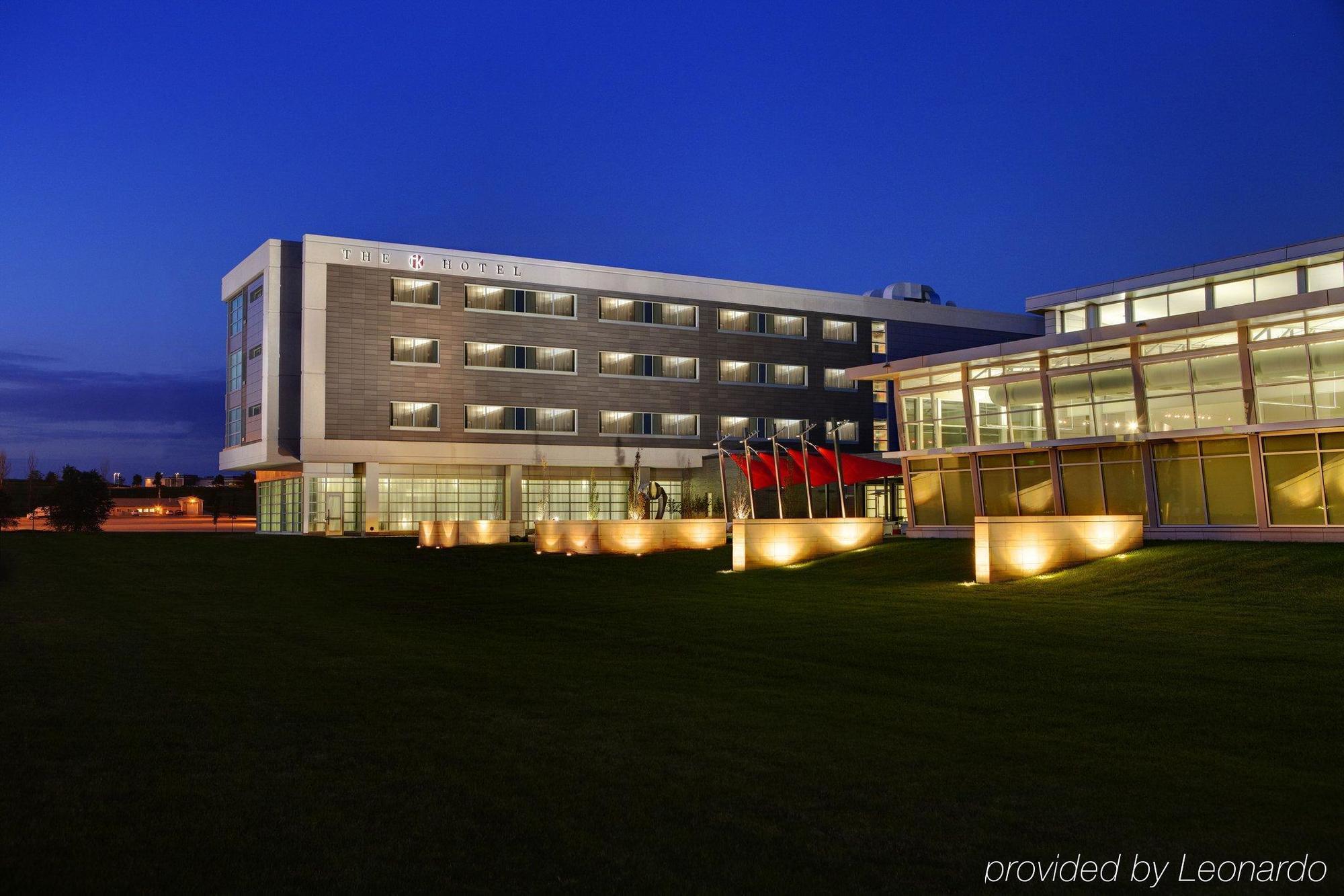 The Hotel At Kirkwood Center Cedar Rapids Esterno foto