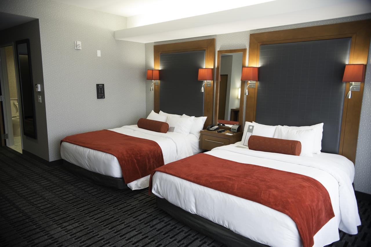 The Hotel At Kirkwood Center Cedar Rapids Esterno foto